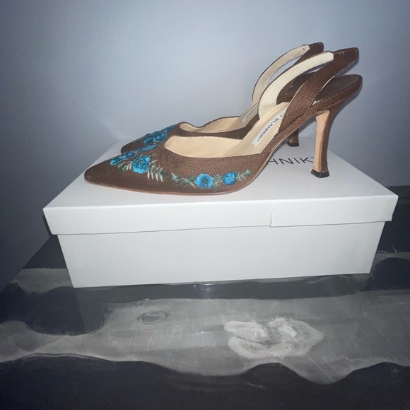 Manolo Blahnik Shoes - Manolo Blahnik Brown Embroided Sling-Back Pumps